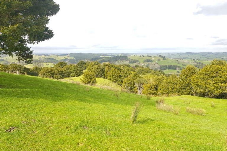 Photo of property in 504b Wairere Road, Maungaturoto, 0571