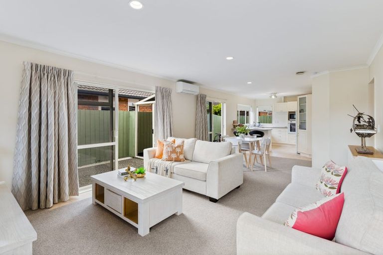 Photo of property in 11a Riverside Road, Orewa, 0931