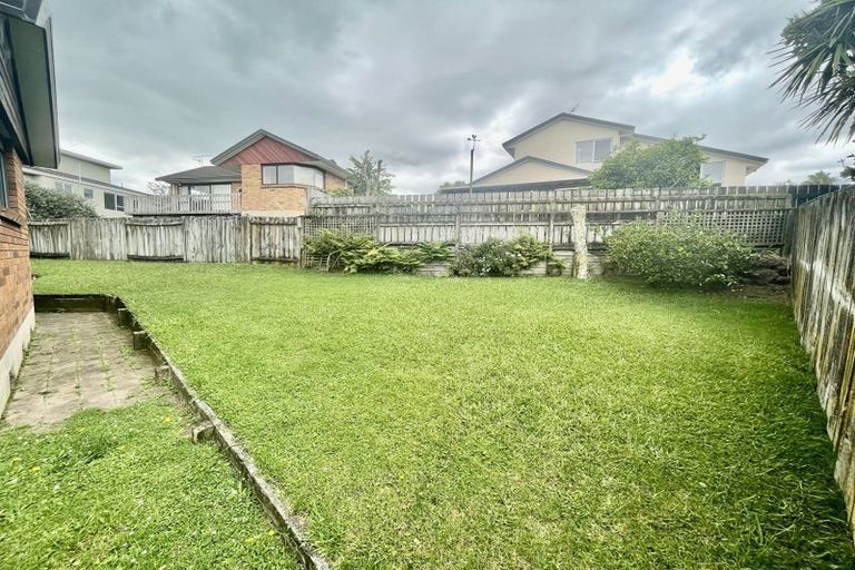 Photo of property in 35 Peretao Rise, The Gardens, Auckland, 2105
