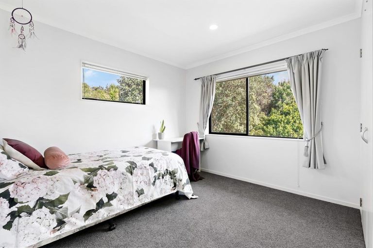 Photo of property in 132 Muriwai Valley Road, Muriwai, Waimauku, 0881