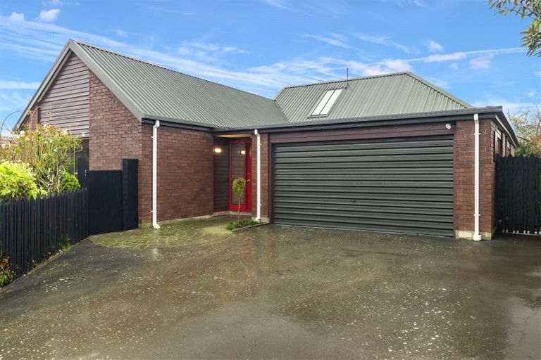 Photo of property in 6 Westgrove Avenue, Avonhead, Christchurch, 8042