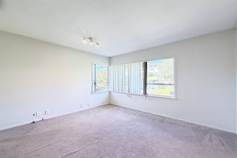 Photo of property in 122 Hugh Green Drive, Pinehill, Auckland, 0632