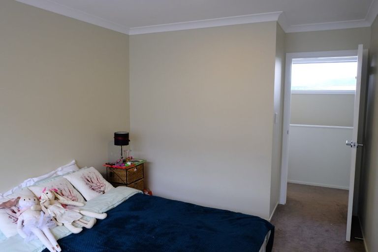 Photo of property in 3/102 Chester Road, Tawa, Wellington, 5028