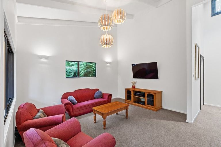 Photo of property in 130 Gibbons Road, Kaiwaka, 0573
