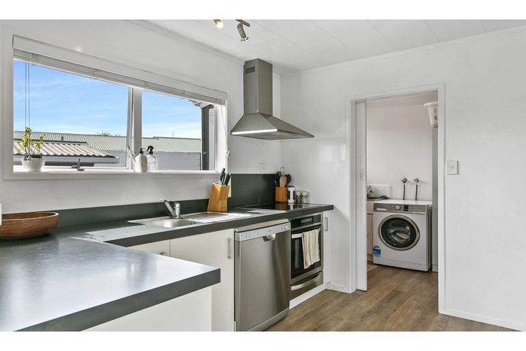 Photo of property in 65 Richmond Avenue, Richmond Heights, Taupo, 3330