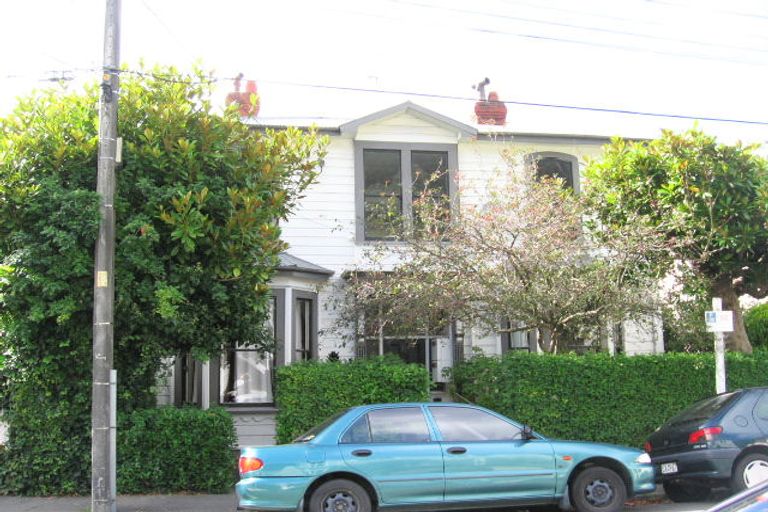 Photo of property in 6 Burnell Avenue, Thorndon, Wellington, 6011