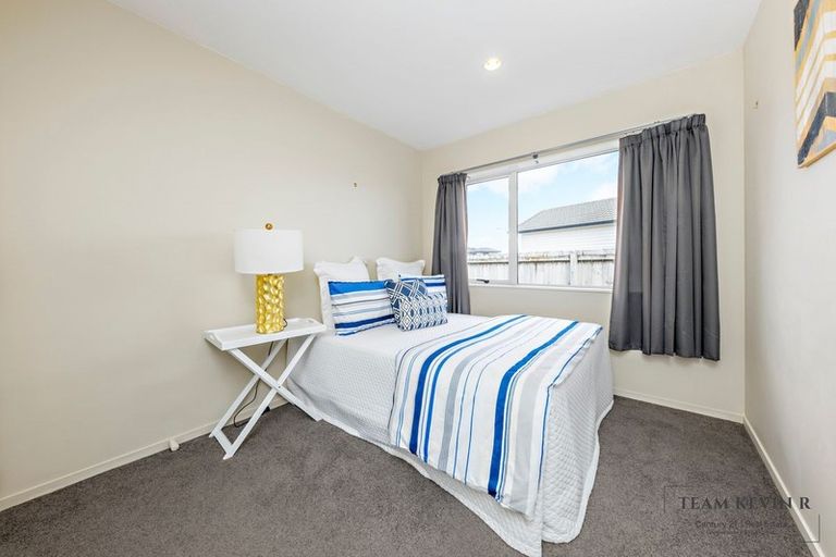 Photo of property in 46 Keri Vista Rise, Papakura, 2110