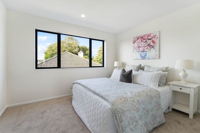 Photo of property in 71c Matipo Road, Te Atatu Peninsula, Auckland, 0610