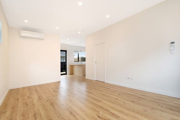 Photo of property in 7b Poto Street, Te Atatu South, Auckland, 0610