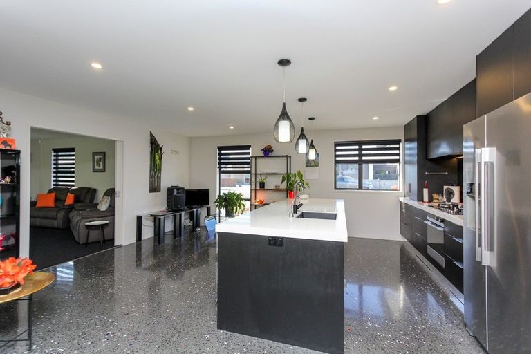 Photo of property in 40 Cyrus Street, Whalers Gate, New Plymouth, 4310