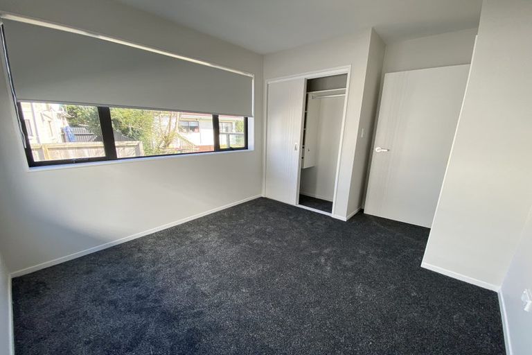 Photo of property in 1b Westall Road, New Lynn, Auckland, 0600