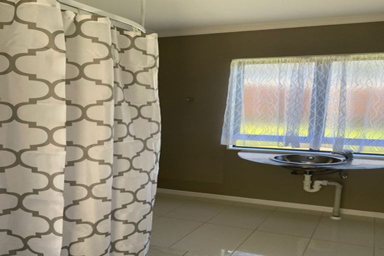 Photo of property in 60 First Avenue, Avenues, Whangarei, 0110