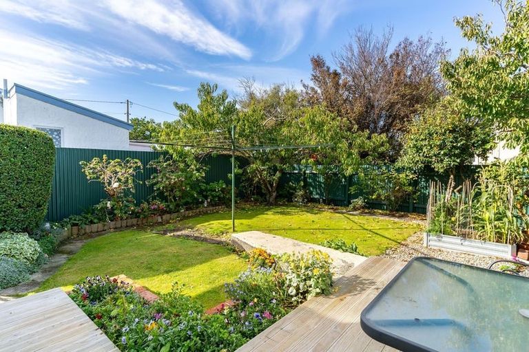 Photo of property in 91 Oxford Street, South Dunedin, Dunedin, 9012