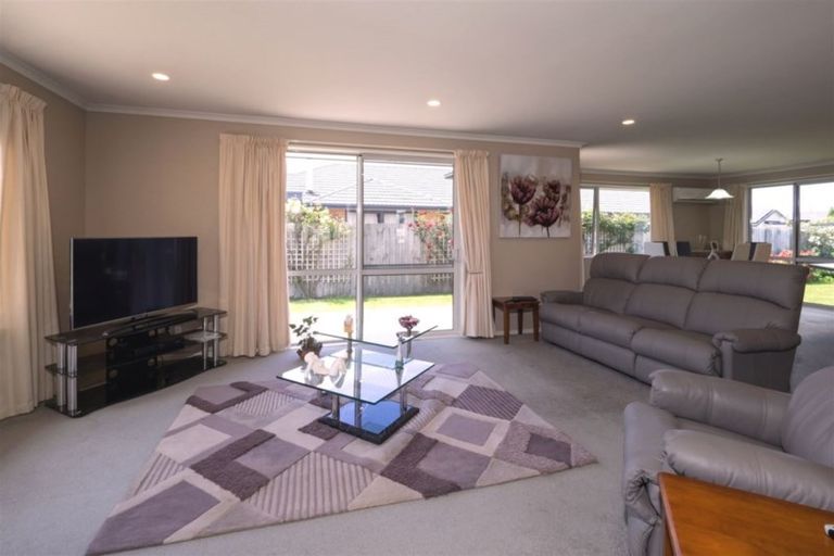 Photo of property in 49 Mcmurdo Street, Tinwald, Ashburton, 7700