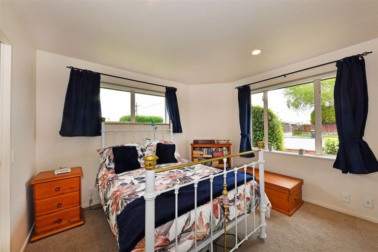Photo of property in 19 Seymour Street, Hornby, Christchurch, 8042