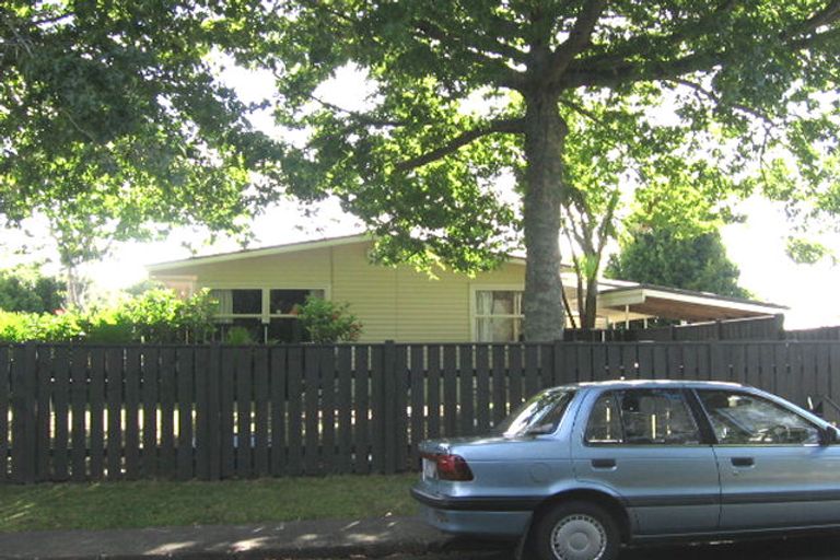 Photo of property in 1/66 Mcdowell Crescent, Hillcrest, Auckland, 0627