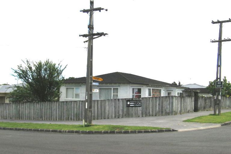 Photo of property in 18 Maranui Avenue, Point Chevalier, Auckland, 1022