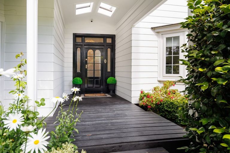 Photo of property in 208 Cambridge Avenue, Ashhurst, 4810