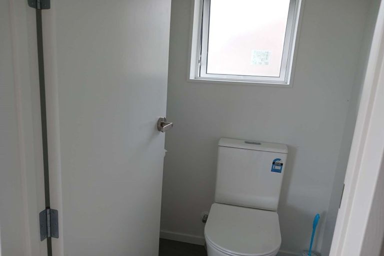 Photo of property in 73d Oraha Road, Kumeu, 0892