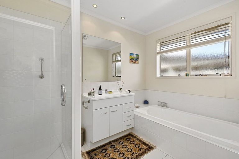 Photo of property in 6 Portobello Way, Huntington, Hamilton, 3210