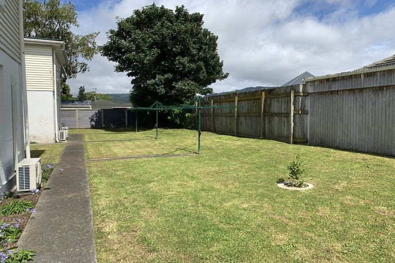 Photo of property in 1/45 Pine Avenue, Ebdentown, Upper Hutt, 5018