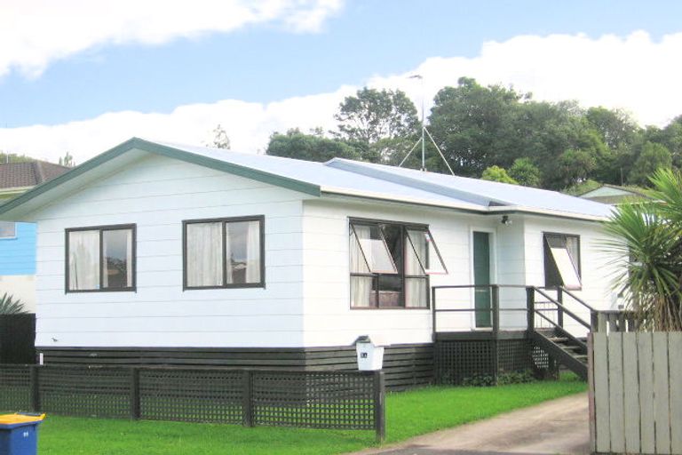 Photo of property in 1 Andelko Place, Henderson, Auckland, 0612