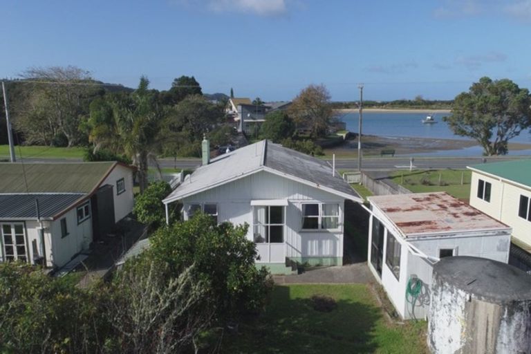 Photo of property in 1993 Ngunguru Road, Ngunguru, Whangarei, 0173