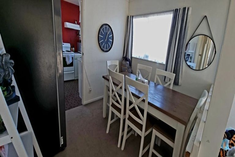 Photo of property in 125 Mark Avenue, Grenada Village, Wellington, 6037