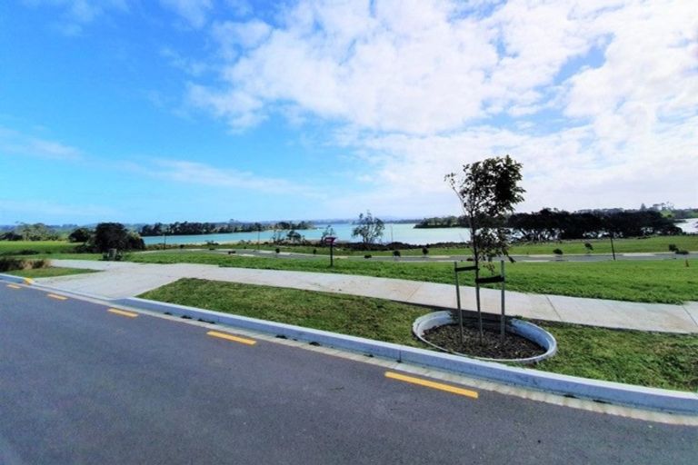Photo of property in 61 Mclarin Road, Glenbrook, Waiuku, 2681