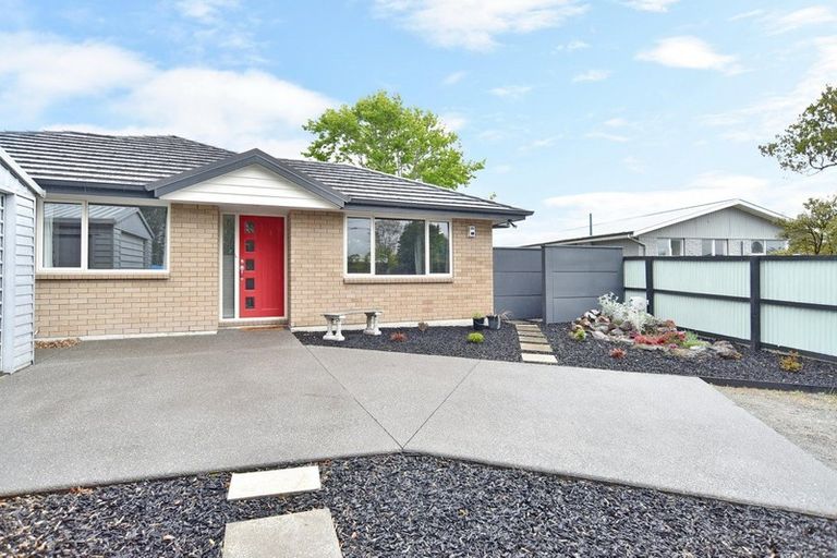 Photo of property in 147 Burwood Road, Burwood, Christchurch, 8083