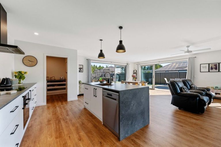 Photo of property in 43 Larch Crescent, Alexandra, 9320