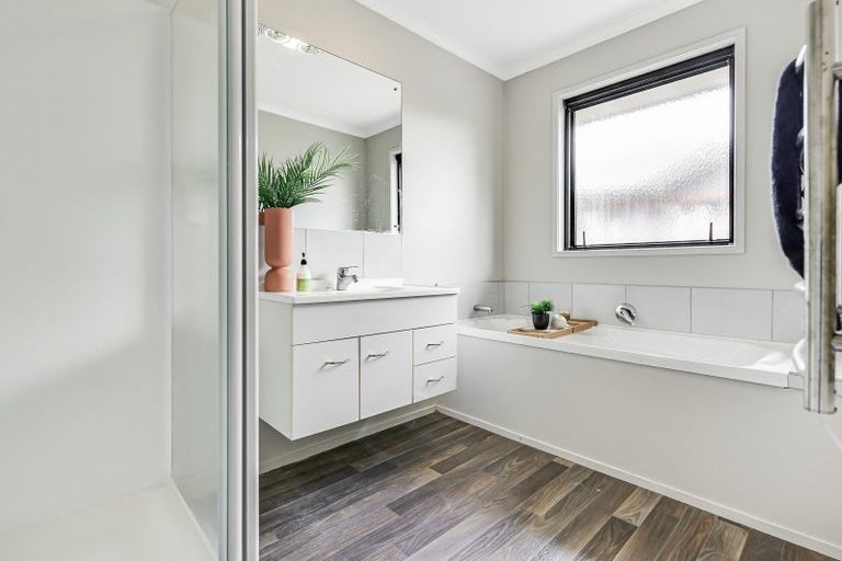 Photo of property in 12 Edward Street, Grandview Heights, Hamilton, 3200