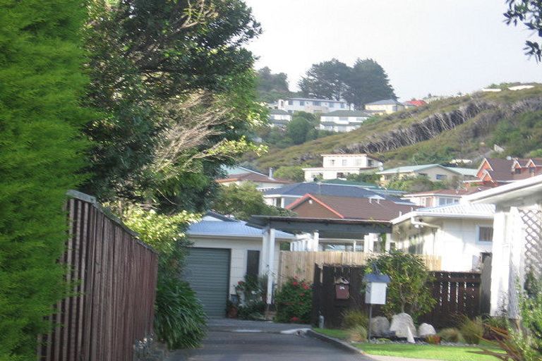 Photo of property in 24 Cassley Crescent, Papakowhai, Porirua, 5024