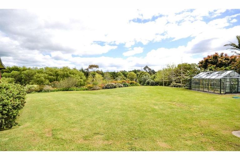 Photo of property in 68 Wiroa Road, Kerikeri, 0293