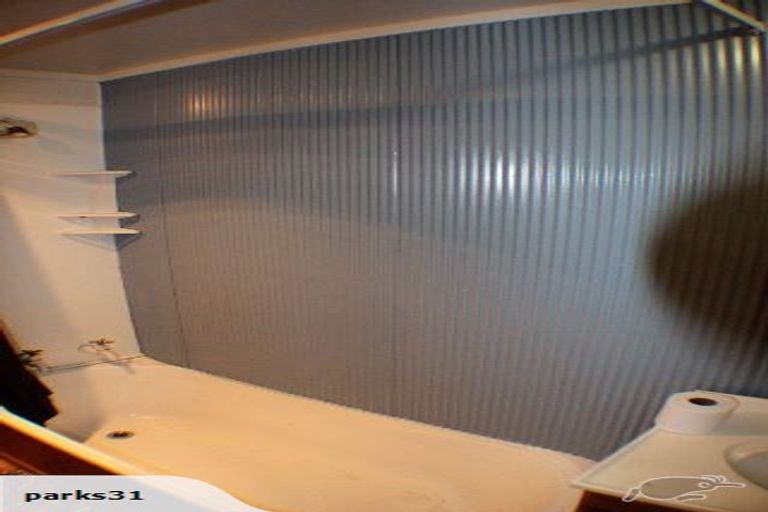 Photo of property in 93 Warner Park Avenue, Laingholm, Auckland, 0604