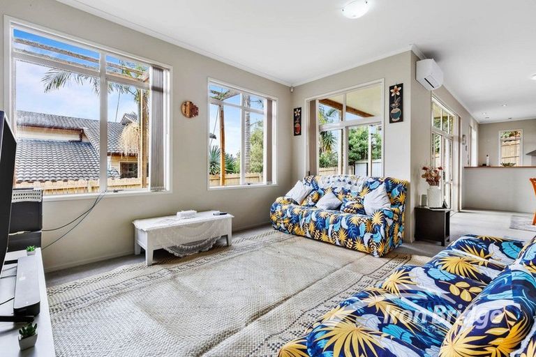 Photo of property in 18 Totara Views Drive, Red Beach, 0932