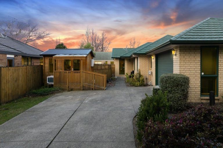 Photo of property in 22 Aldershot Place, Nawton, Hamilton, 3200