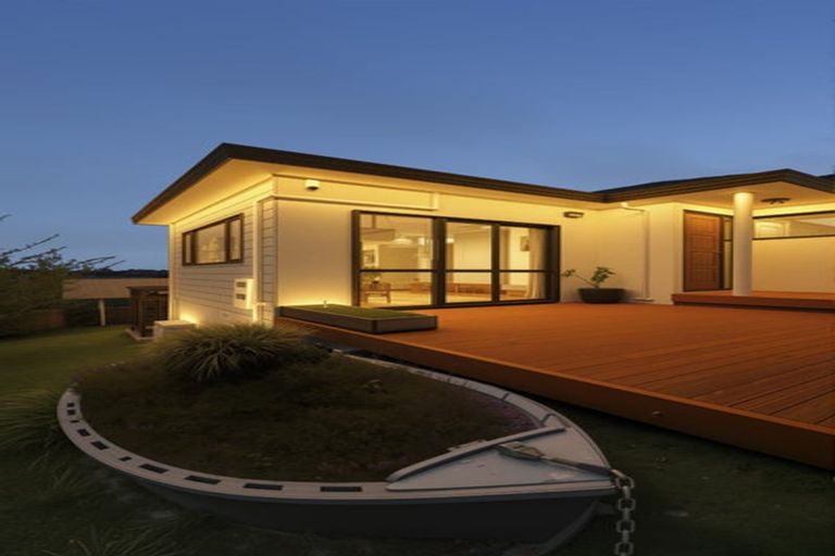 Photo of property in 257 Glengarry Road, Glen Eden, Auckland, 0602