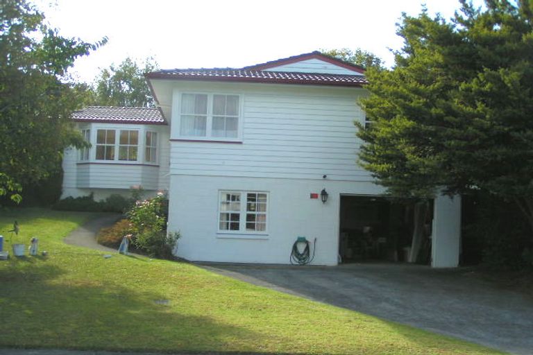 Photo of property in 65 Merriefield Avenue, Forrest Hill, Auckland, 0620