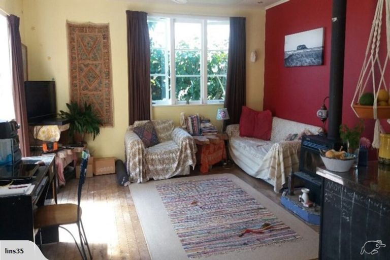 Photo of property in 7 Widdison Place, Whangamata, 3691