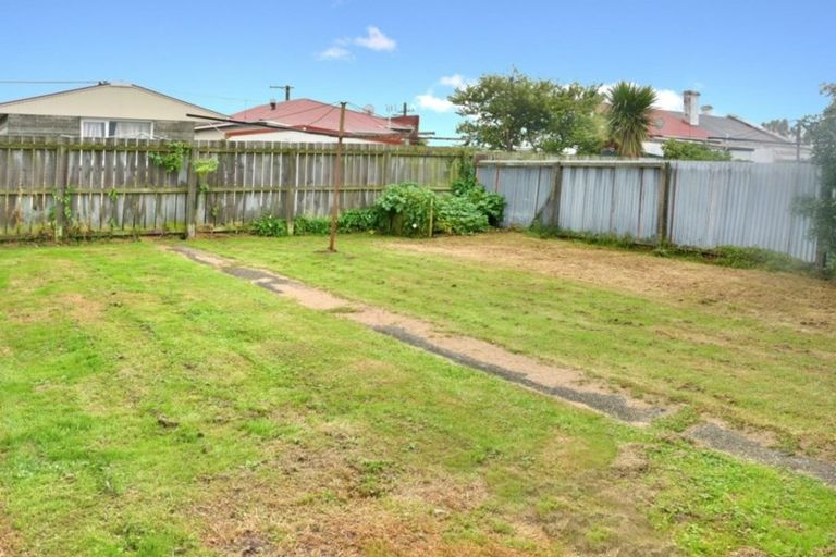 Photo of property in 65 Fawcett Street, South Dunedin, Dunedin, 9012