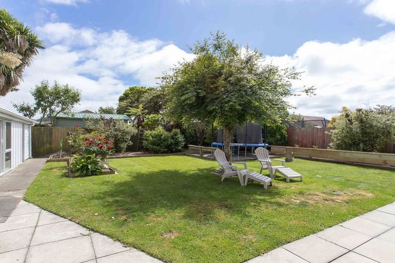 Photo of property in 932a Avonside Drive, Avondale, Christchurch, 8061