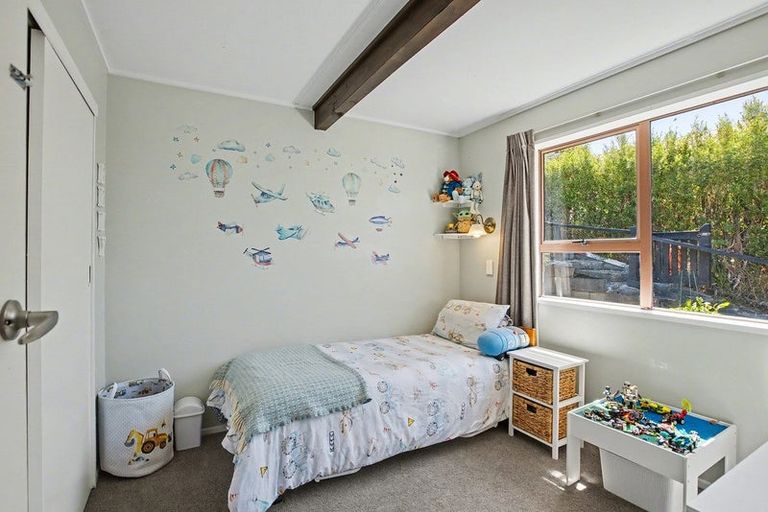 Photo of property in 95b Eatwell Avenue, Paraparaumu Beach, Paraparaumu, 5032