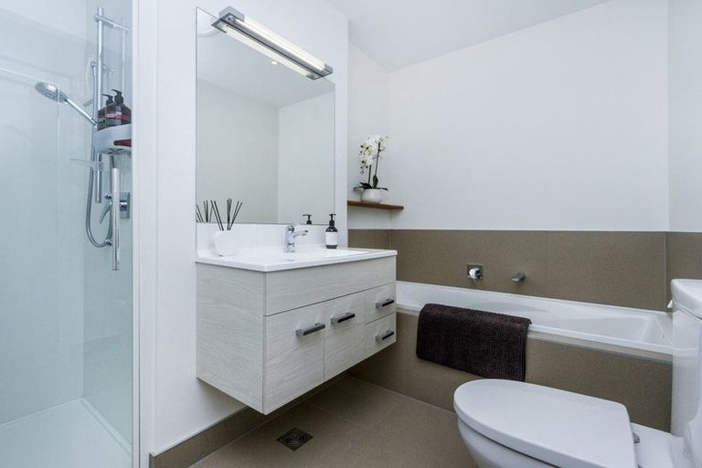 Photo of property in 77 Bomb Point Drive, Hobsonville, Auckland, 0616