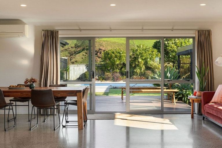 Photo of property in 190 Ballintoy Park Drive, Welcome Bay, Tauranga, 3175