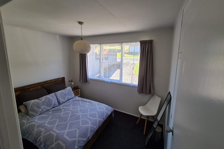 Photo of property in 1/23 William Souter Street, Forrest Hill, Auckland, 0620