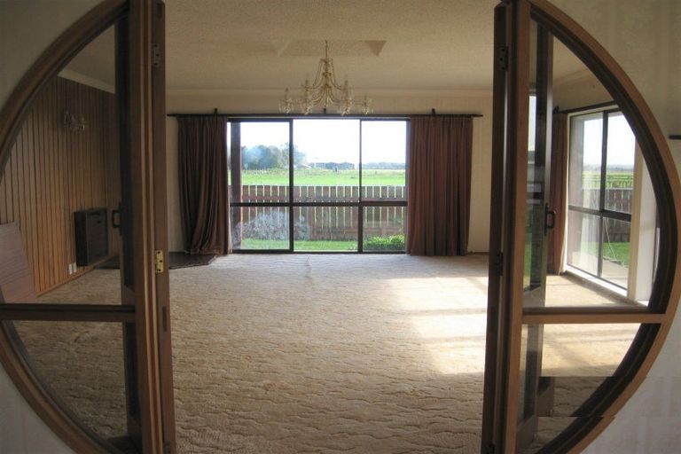 Photo of property in 334 Arapaepae Road, Levin, 5571