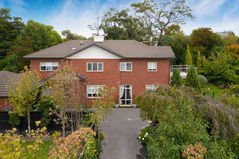 Photo of property in 17a Hamilton Avenue, Ilam, Christchurch, 8041