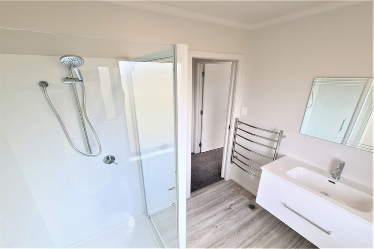 Photo of property in 11b North Ridge Drive, Rototuna North, Hamilton, 3210