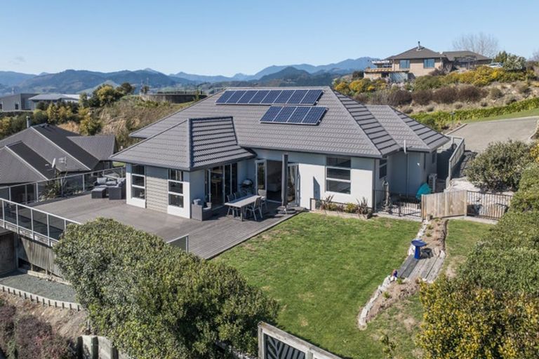 Photo of property in 26 Katania Heights, Brightwater, 7022